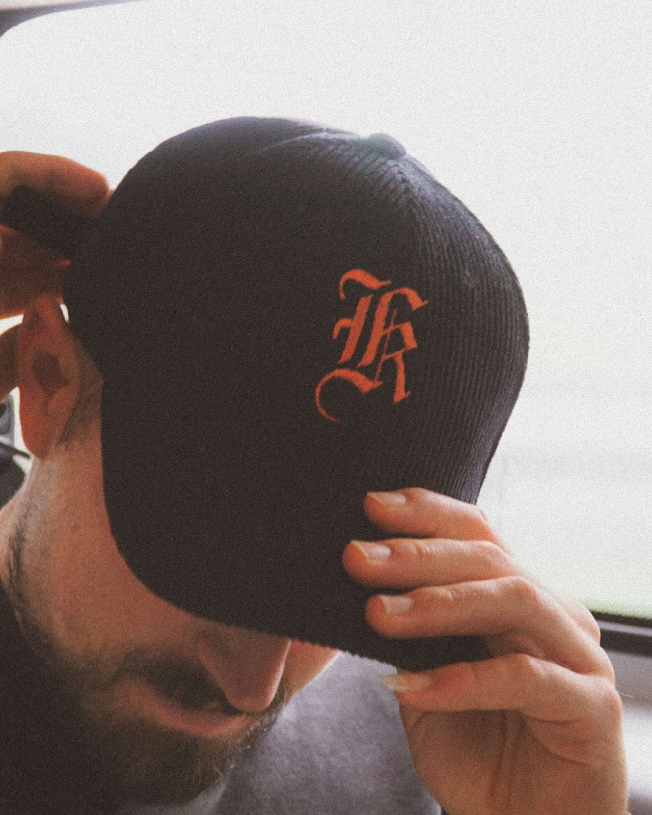 "Olde English" Cord Cap Black